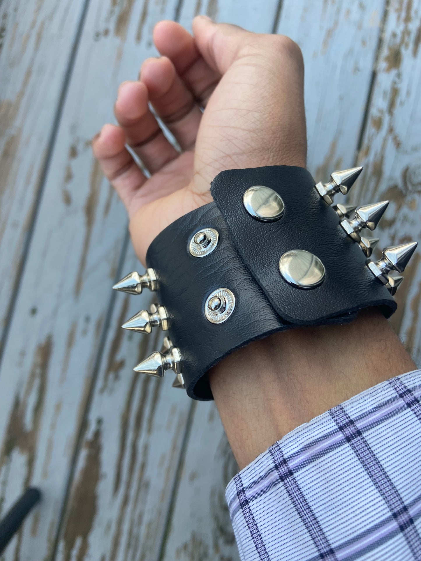 Gothic Studded Bracelet Choker Punk Spike Rivets Cuff Black Wristband Adjustable