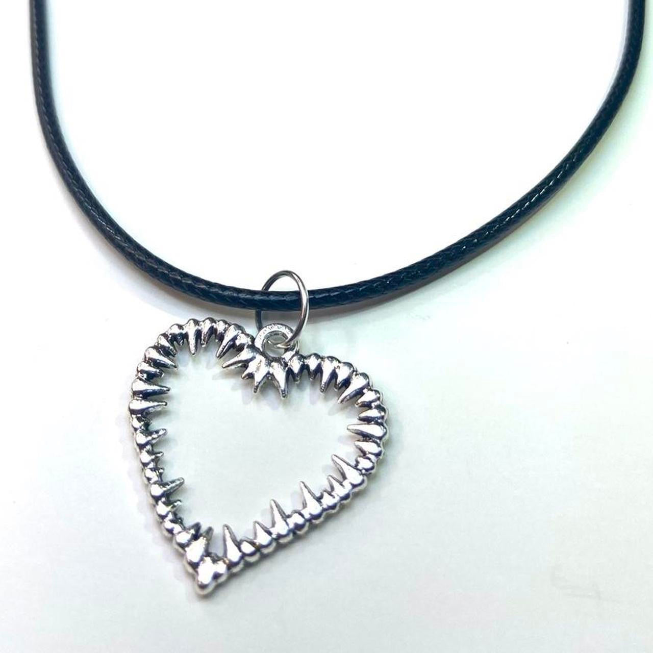 Silver Heart thorns pendant Faux leather necklace , Gothic Grunge jewelry , Emo rock accessories spike thorns necklaces