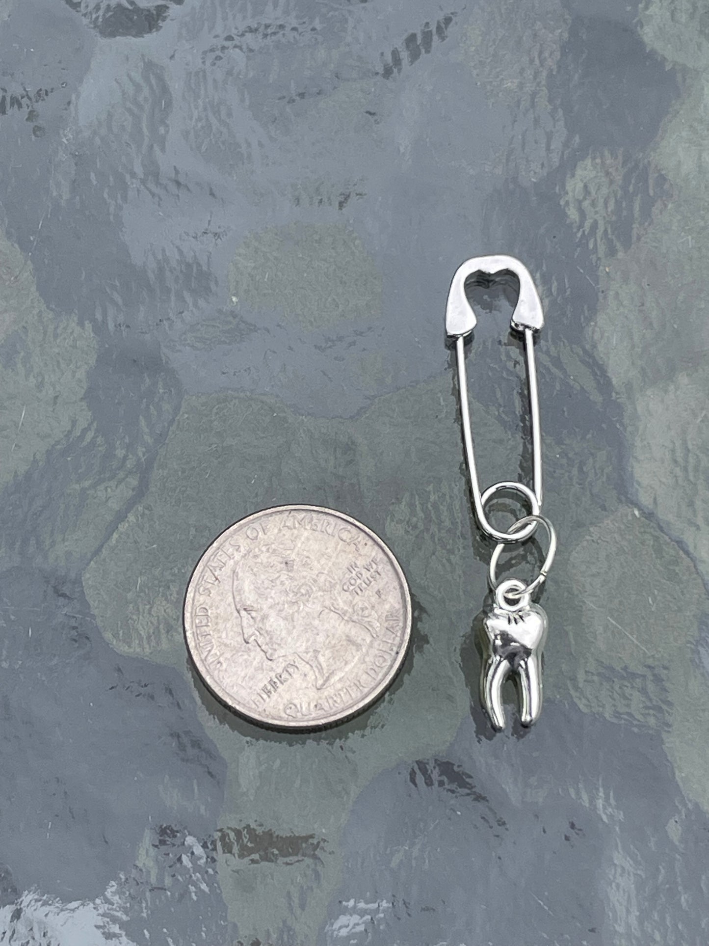 1 Pair of Silver hoop Earrings safety pin style with tooth pendants HANDMADE , Unique Elegant Punk Gothic Style silver safety Pin design hoop earrings with silver teeth , silver pin with silver tooth