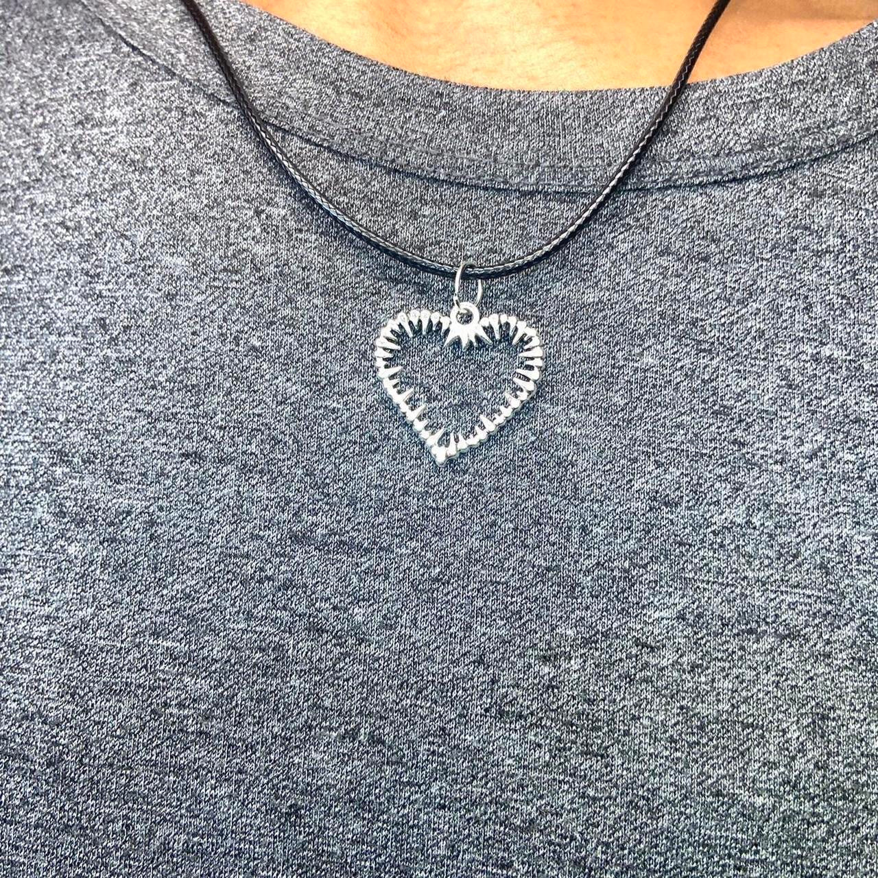 Silver Heart thorns pendant Faux leather necklace , Gothic Grunge jewelry , Emo rock accessories spike thorns necklaces