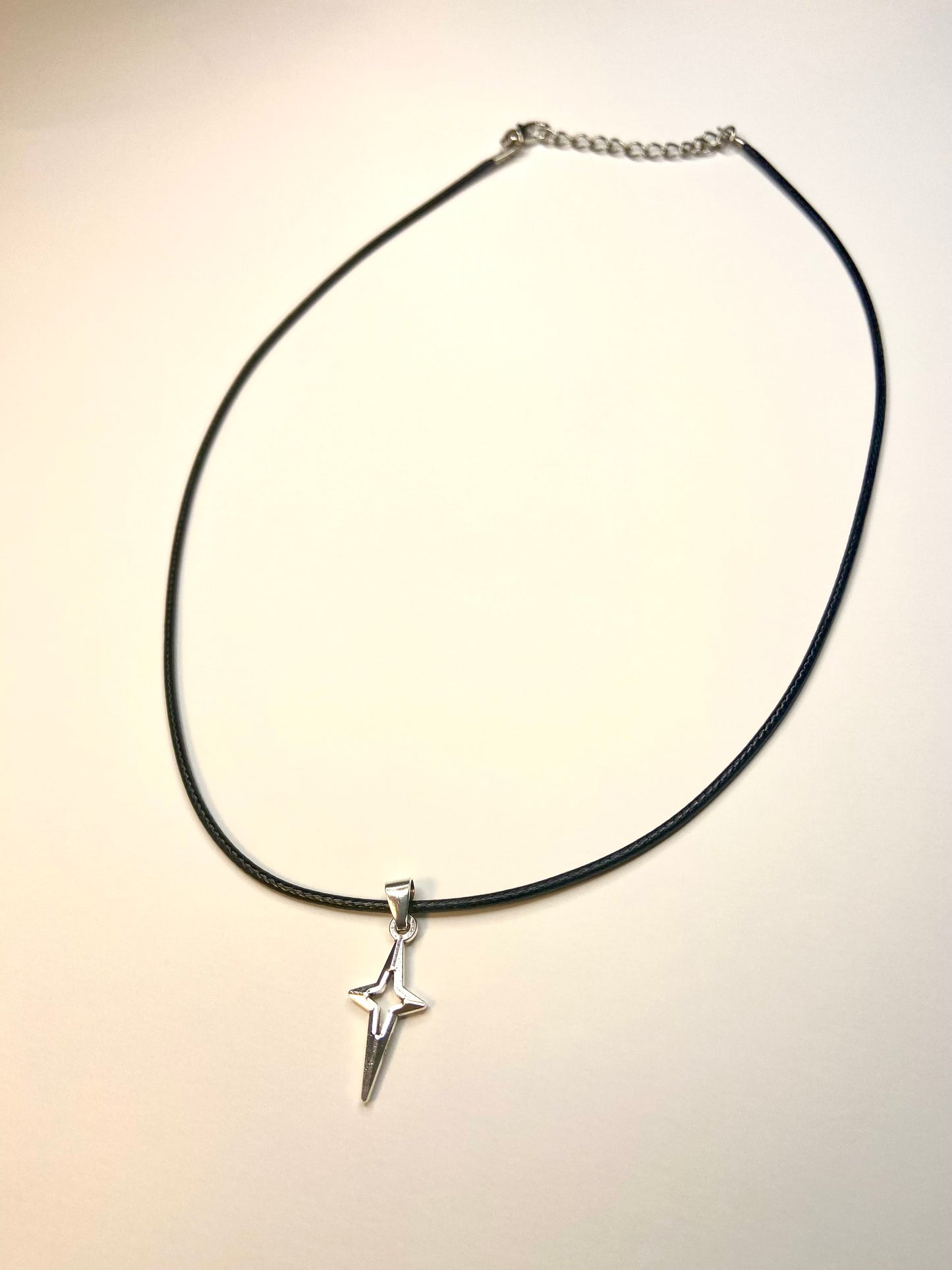 Y2K Punk Silver star pendant Faux leather necklace , Gothic Grunge jewelry necklaces , Emo rock accessories