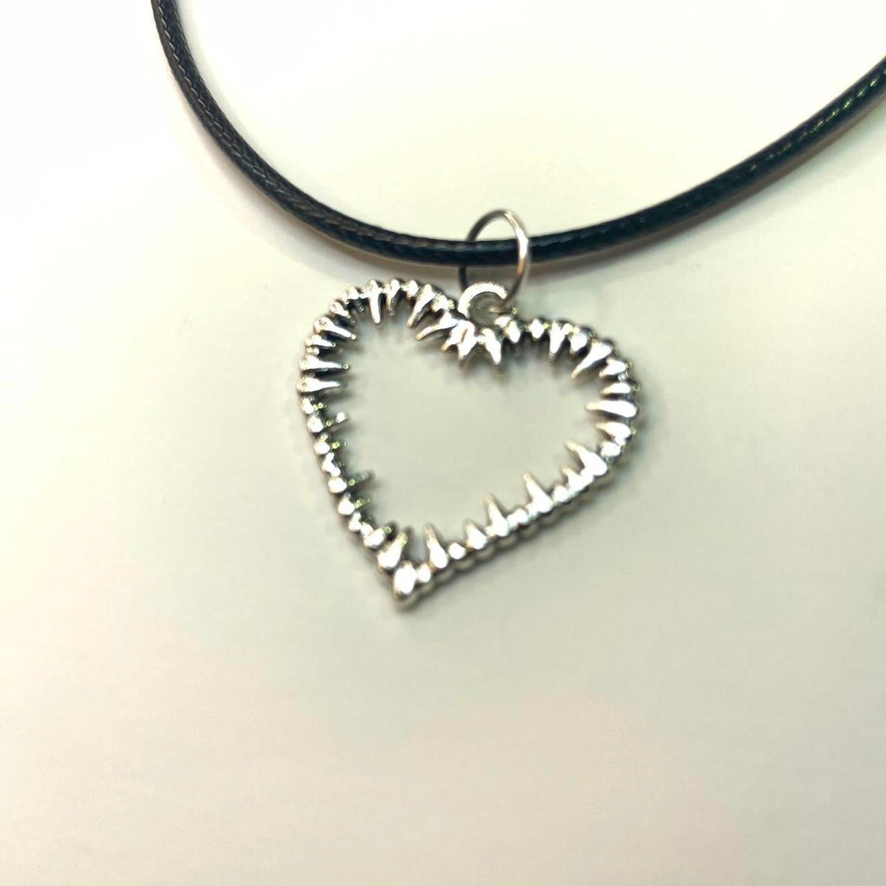 Silver Heart thorns pendant Faux leather necklace , Gothic Grunge jewelry , Emo rock accessories spike thorns necklaces