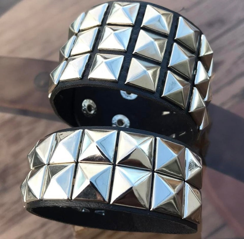 2 pcs Punk Gothic studded faux leather bracelet - black and silver