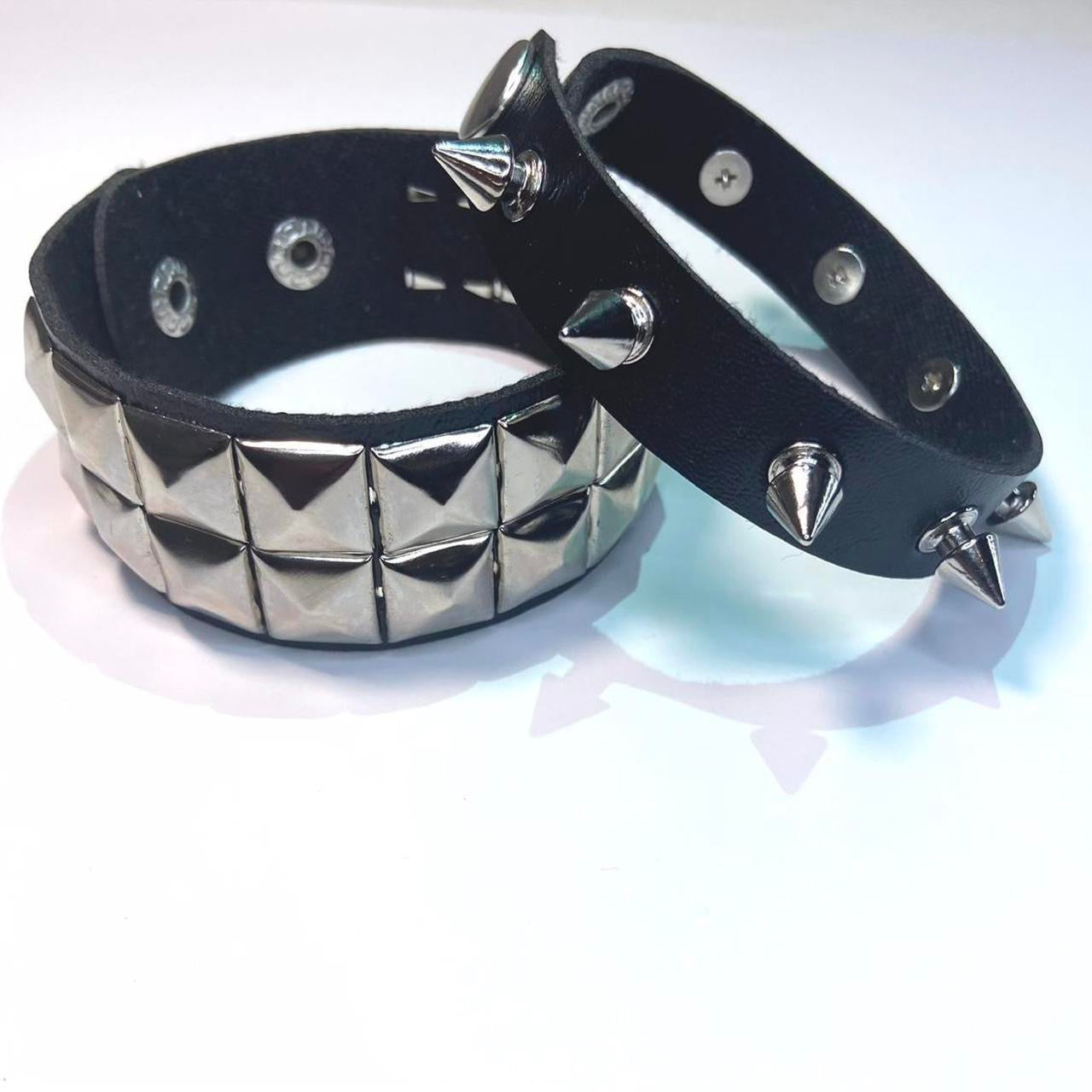 2 PCs faux leather spike studded Bracelets — Silver spike bracelets and silver studded bracelet - Adjustable Punk Cuff Bangle wristband Jewelry Rock —Gothic Punk alternative Emo Grunge Y2K wristbands
