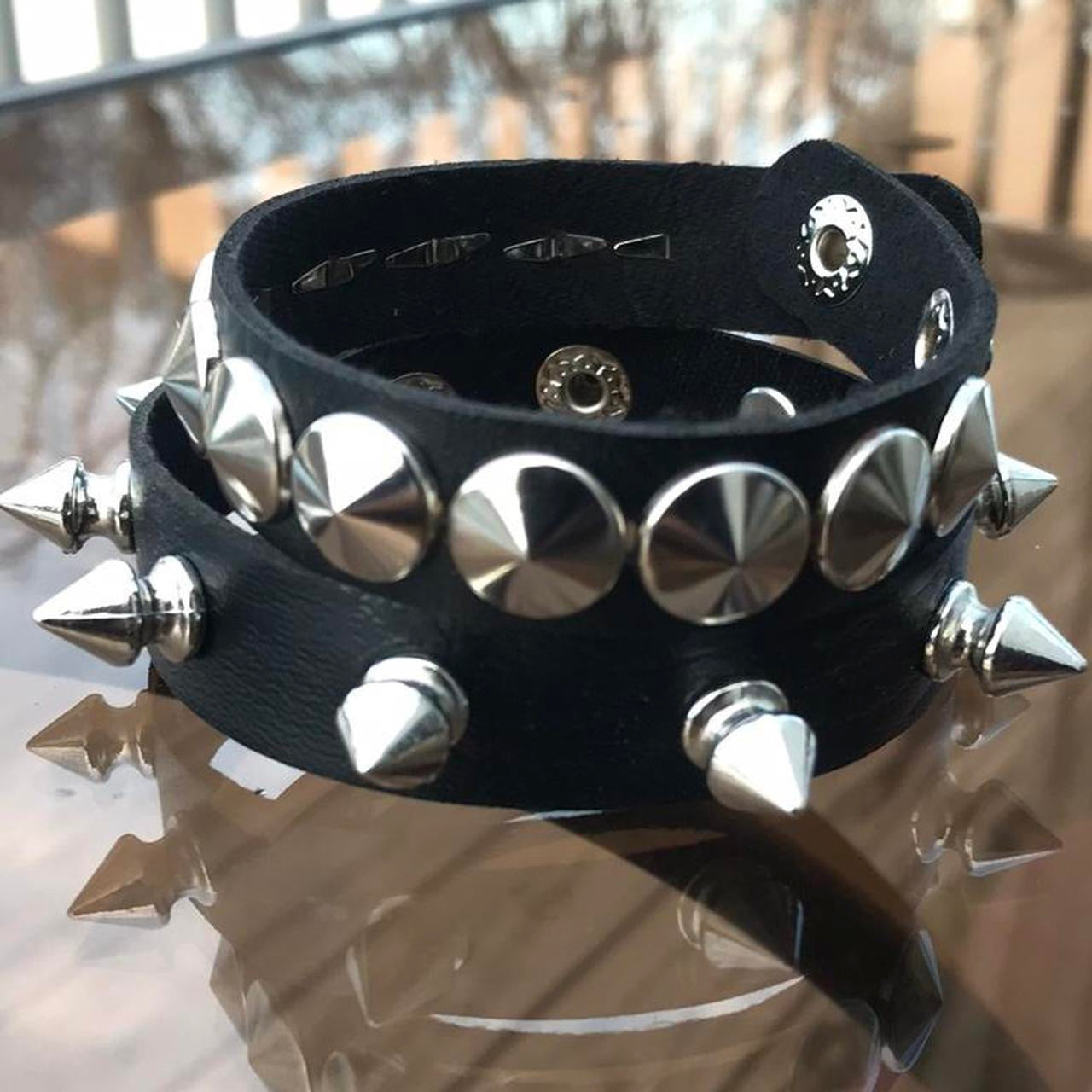 2 PCs faux leather spike studded Bracelets — Silver spike bracelets and silver studded bracelet - Adjustable Punk Cuff Bangle wristband Jewelry Rock —Gothic Punk alternative Emo Grunge Y2K wristbands