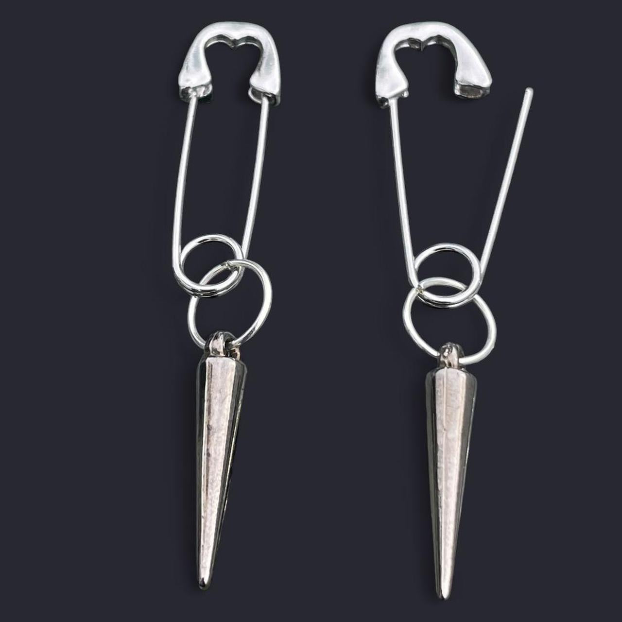 1 Pair of Silver hoop Earrings safety pin style with Acrylic black spikes pendants HANDMADE , Unique Elegant Punk Gothic Style silver safety Pin design hoop earrings with acrylic black spikes , silver pin with black spikes