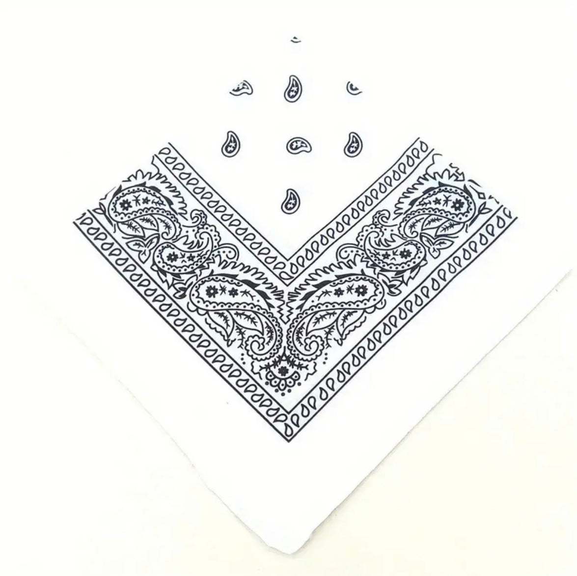 Vibrant Paisley Print white Bandana
- Scarf Headband - Fashion Boho Chic Neckwear for Women, Outdoor Face Cover, Soft Lightweight Neckerchief with Stylish Designs and Versatile Wear