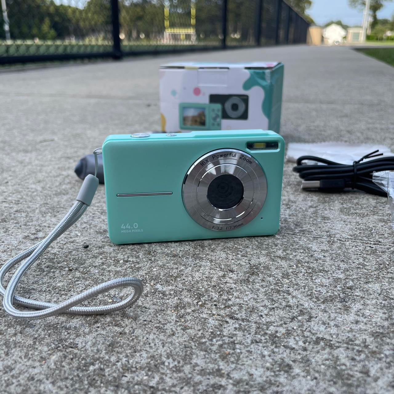Green Digital Camera, FHD 1080P 44MP Vlogging Camera with LCD Screen 16X Zoom Compact Portable Mini Rechargeable Camera Gifts with 32GB SD Card - ALL BRAND NEW!