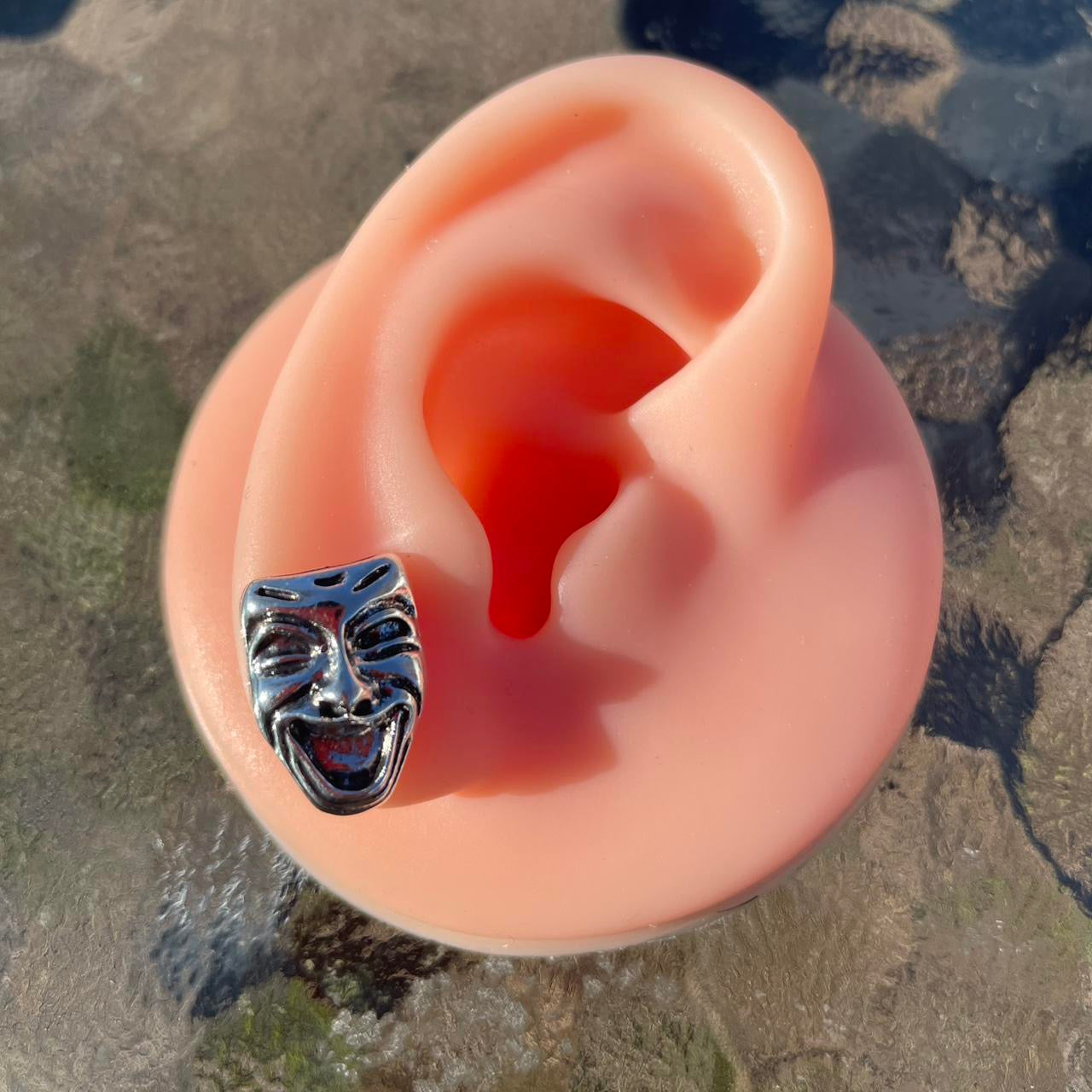 1 pair of vintage Punk gothic silver comedy tragedy mask studs earrings ——laughing crying happy sad face emo grunge boho y2k tribal fashion stud earrings