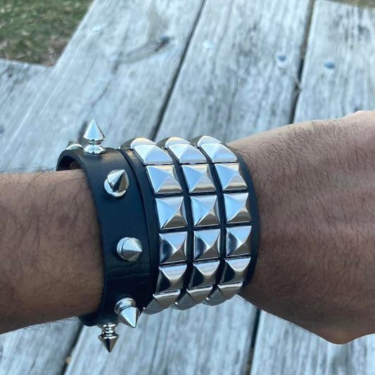 2 PCs faux leather spike studded Bracelets — Silver spike bracelets and silver studded bracelet - Adjustable Punk Cuff Bangle wristband Jewelry Rock —Gothic Punk alternative Emo Grunge Y2K wristbands jewelry
