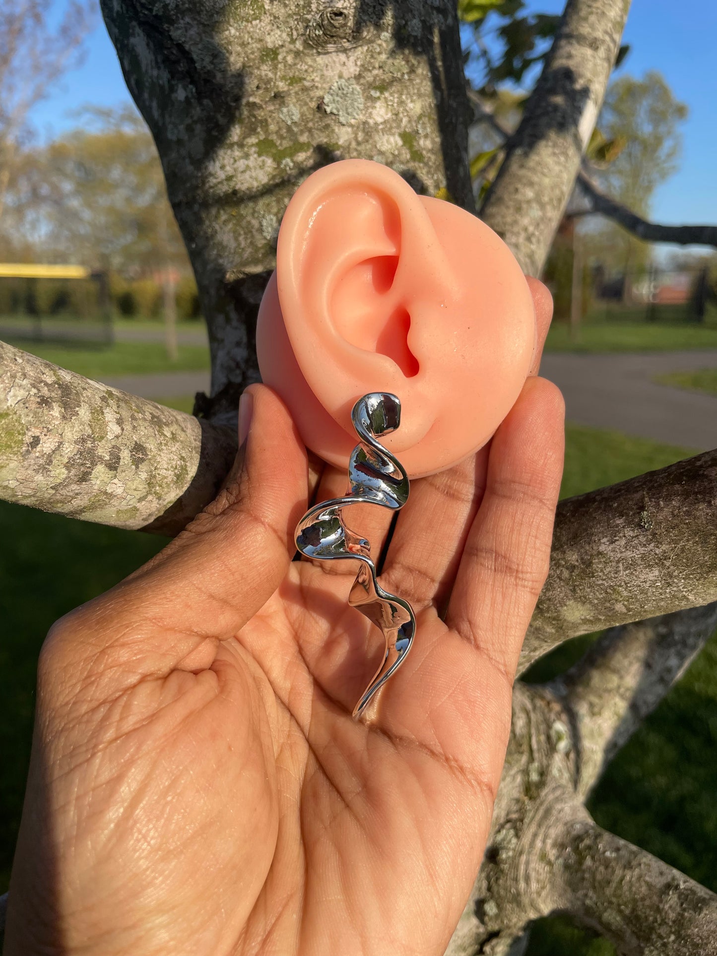 2 PCs Punk gothic twisted irregular silver studs earrings boho emo grunge fashionable jewelry