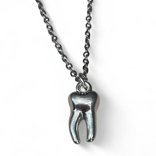 Antique Vintage Silver tooth With wings Necklace - Silver necklace with teeth  pendants - Mystical animal tribal  —- Boho Gothic Grunge jewelry necklaces , Emo rock accessories