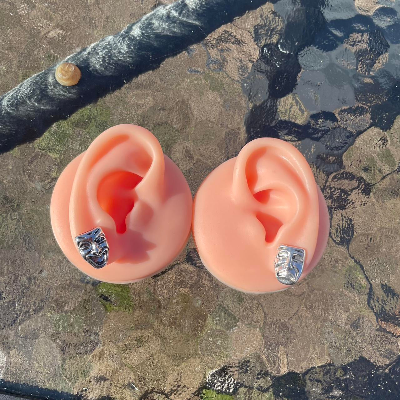 1 pair of vintage Punk gothic silver comedy tragedy mask studs earrings ——laughing crying happy sad face emo grunge boho y2k tribal fashion stud earrings