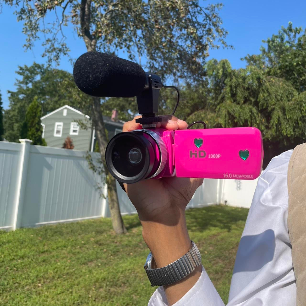 Rare Pink HD camcorder with Microphone,  32 GB memory card and Fish eye Lens . Beautiful 16 MEGAPIXELS Digital Camera ! BRAND NEW