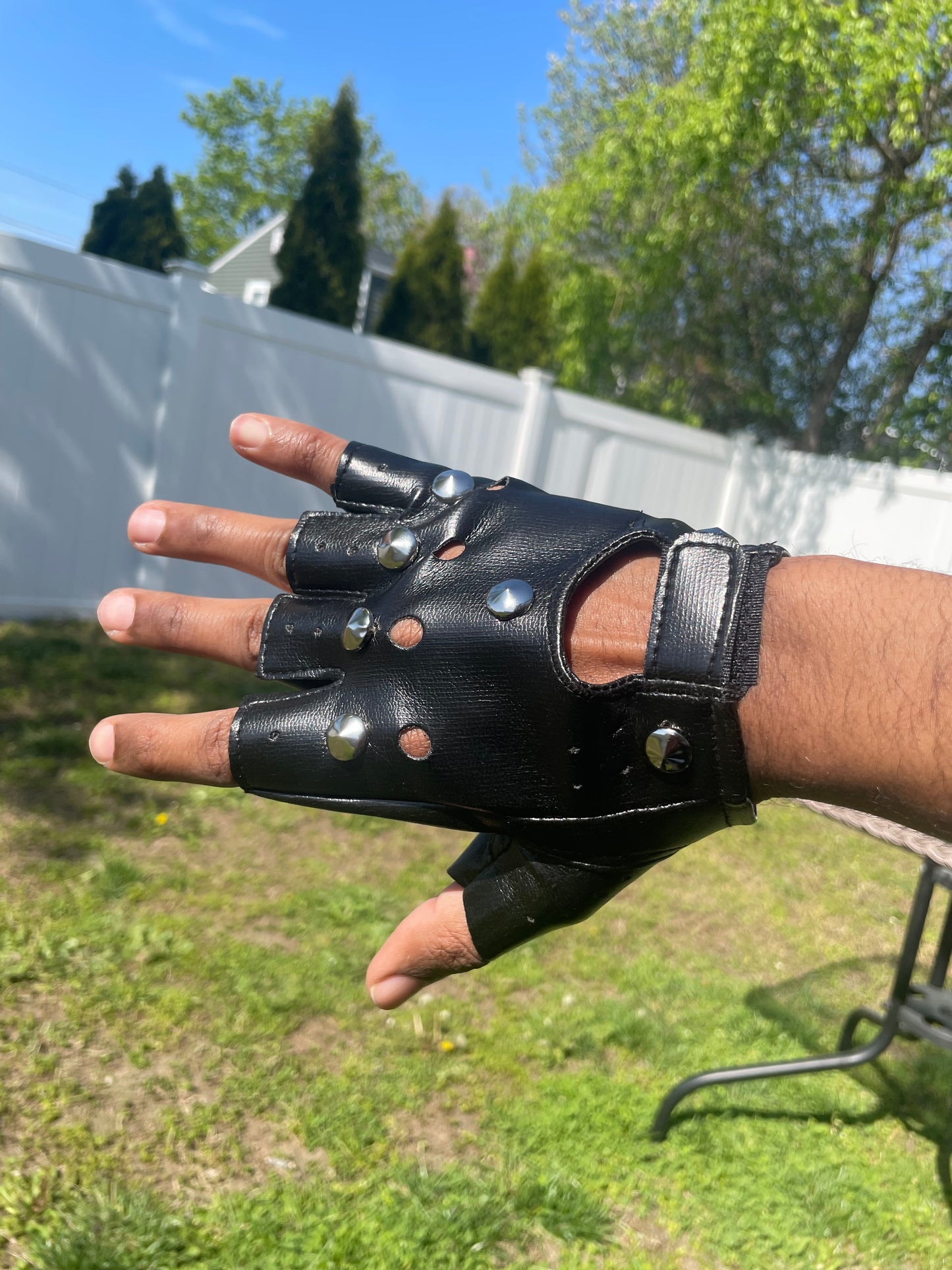 2 PCs Punk gothic silver studded black faux leather gloves - emo boho grunge alternative rock skater biker Gloves