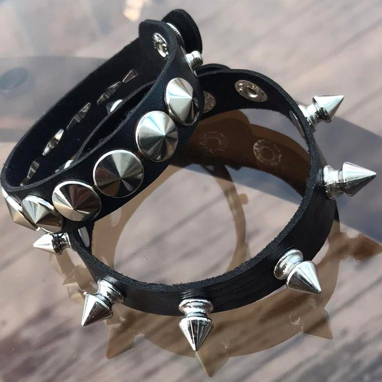 2 PCs faux leather spike studded Bracelets — Silver spike bracelets and silver studded bracelet - Adjustable Punk Cuff Bangle wristband Jewelry Rock —Gothic Punk alternative Emo Grunge Y2K wristbands