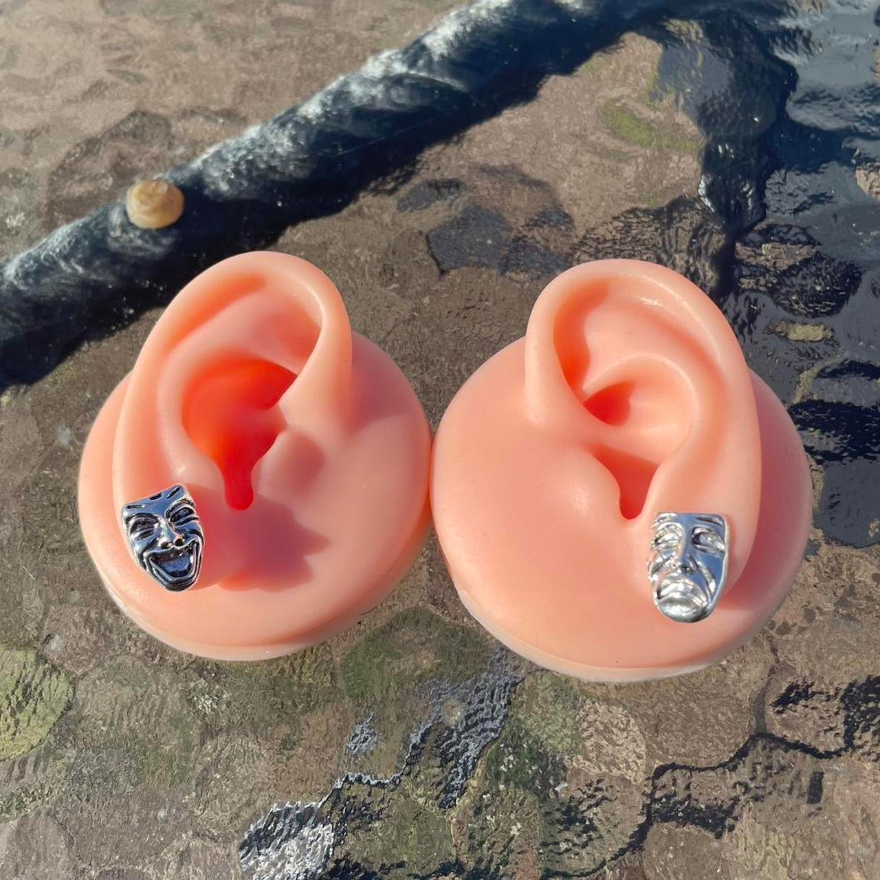 1 pair of vintage Punk gothic silver comedy tragedy mask studs earrings ——laughing crying happy sad face emo grunge boho y2k tribal fashion stud earrings