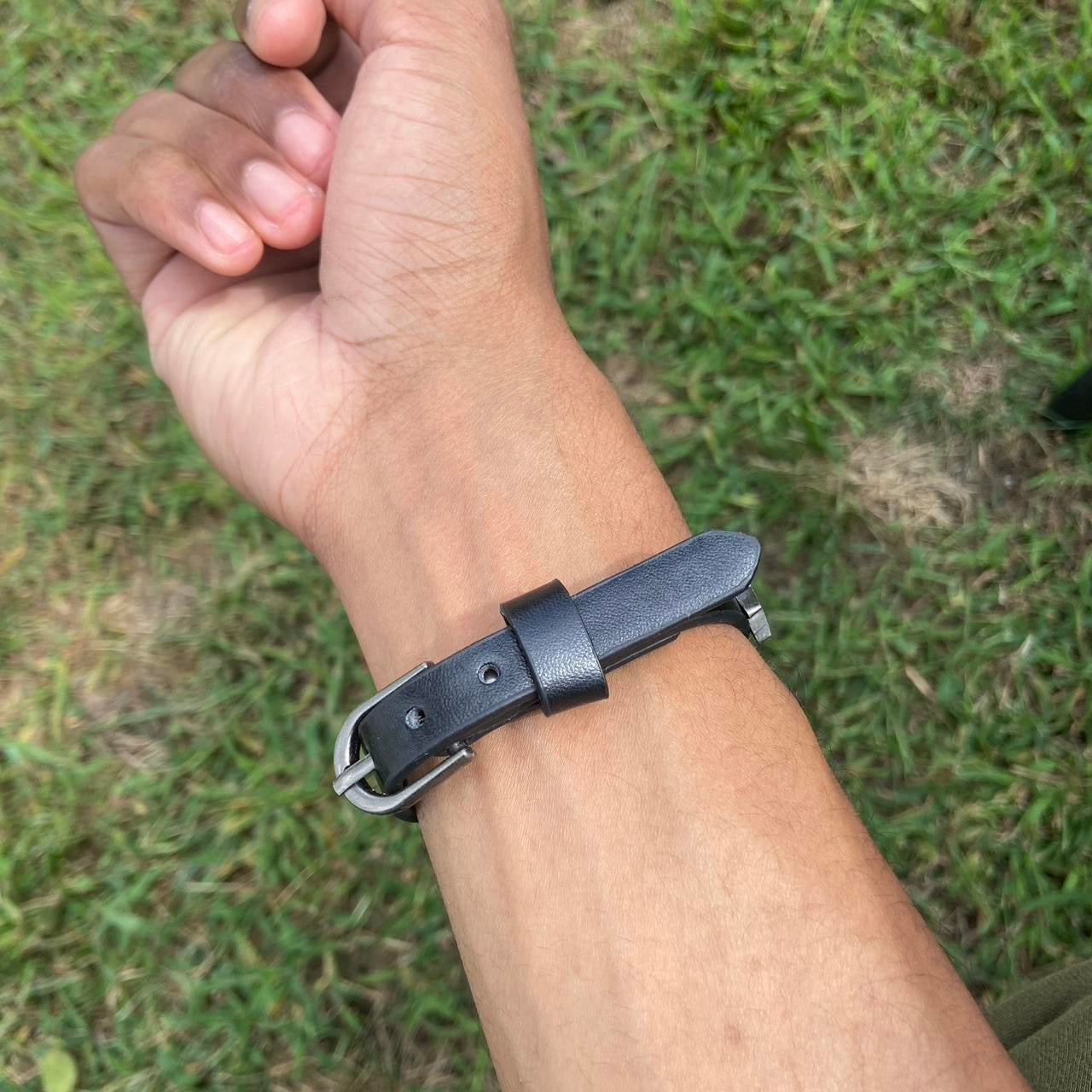 Punk star Gothic studded faux leather bracelet