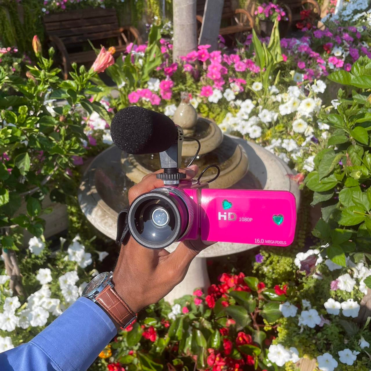 Rare Pink HD camcorder with Microphone,  32 GB memory card and Fish eye Lens . Beautiful 16 MEGAPIXELS Digital Camera ! BRAND NEW